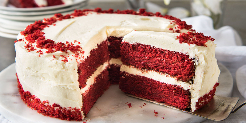 The Classic Red Velvet Cake With Lip,smacking Creamy