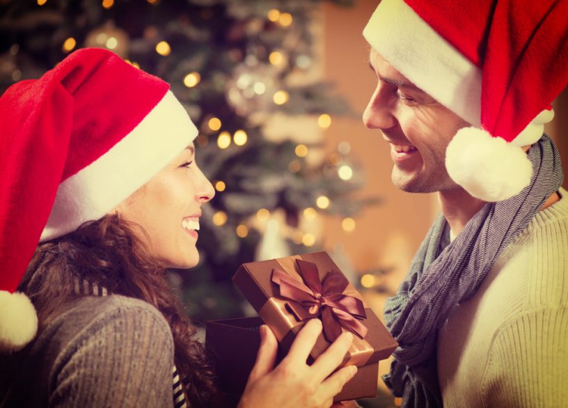 6 Special Ways To Make Christmas Merrier For Him