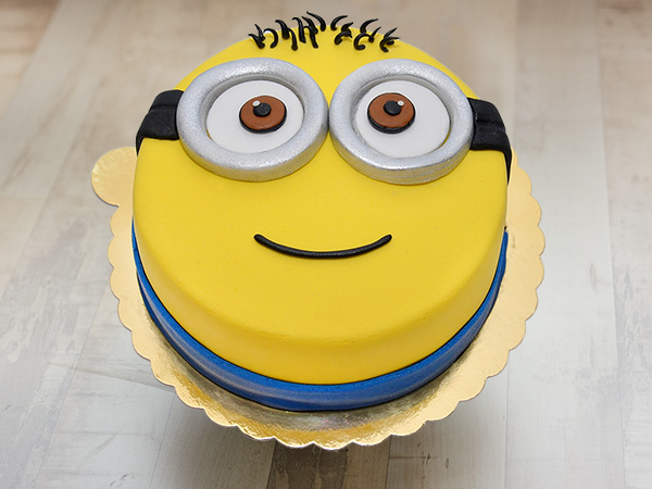 minion cake