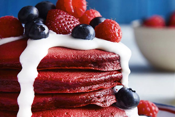 Red Velvet Pancakes 