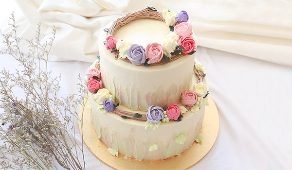 21 Easy Peasy Ways to Decorate A Cake - Bakingo Blog