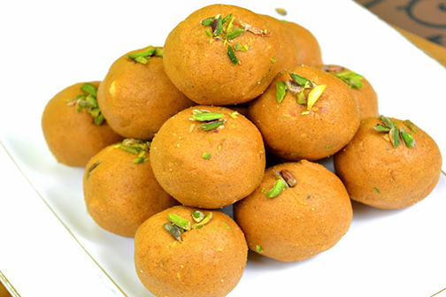 besan ladoo 