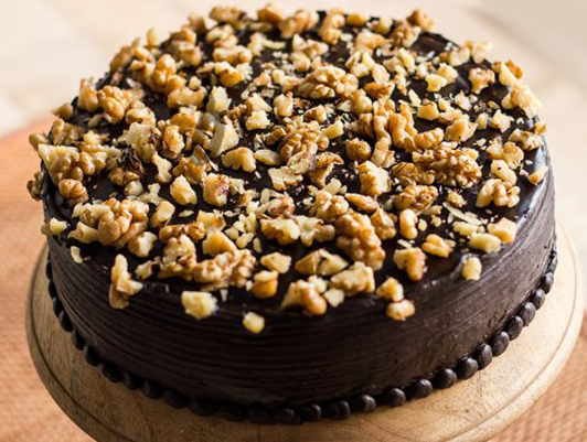 37 Easy Cake Recipes for Low-Effort, Celebratory Desserts | Epicurious