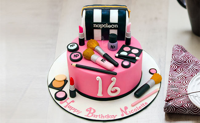 Makeup cake