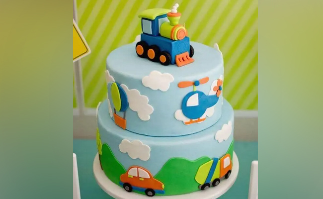 On the Move Cake - A 2 Tier Babyshower Cake