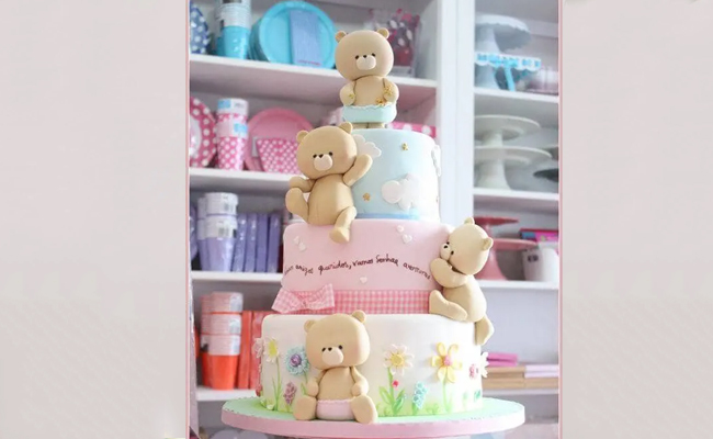 Teddy Bear Picnic Cake