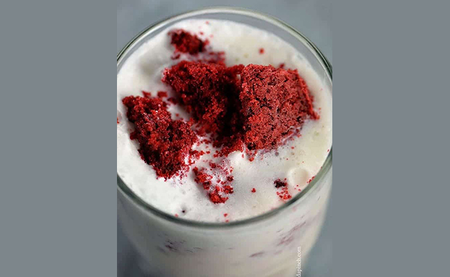 Add the Broken Cake as Topping To Milkshake