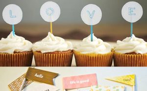 Flags And Tags decoration on cupcakes