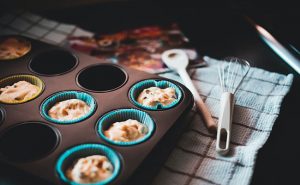 Fill cupcake batter fully in pan