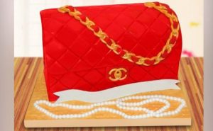 red channel purse cake