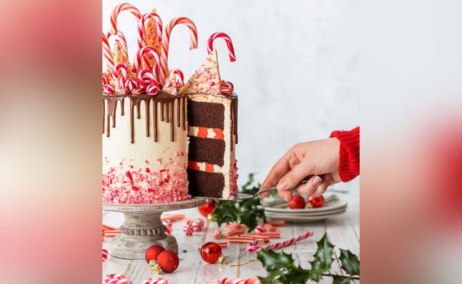 Candy Cane Cake