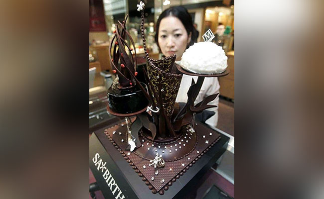 Masami Miyamoto’s Diamond Chocolate Cake - One of the most expensive cake