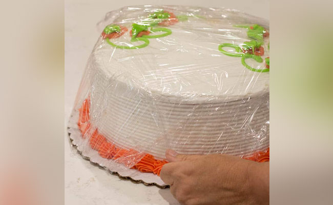 Wrap Cake with Plastic For Freezing