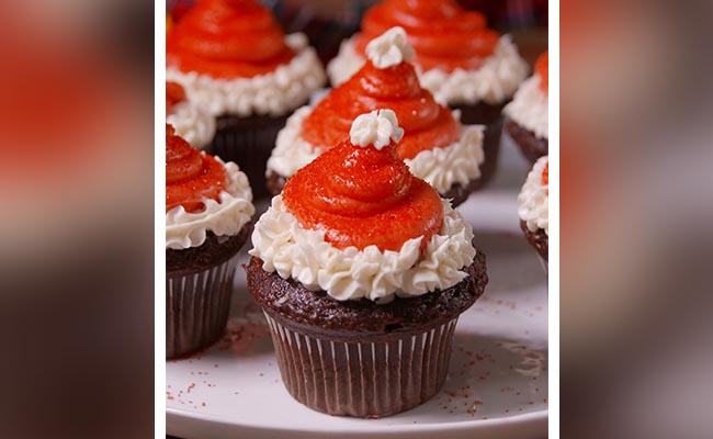 Santa Hat Cupcakes