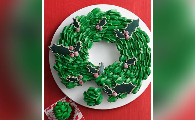 Wreath Inspired Cupcakes