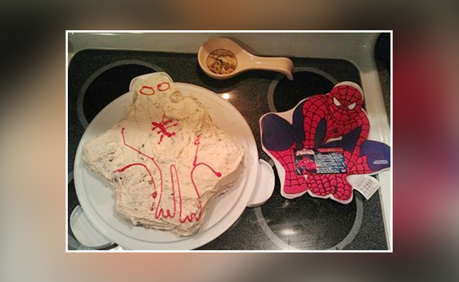 spiderman cake