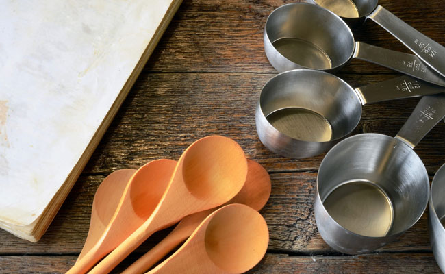 Measuring cups And spoons