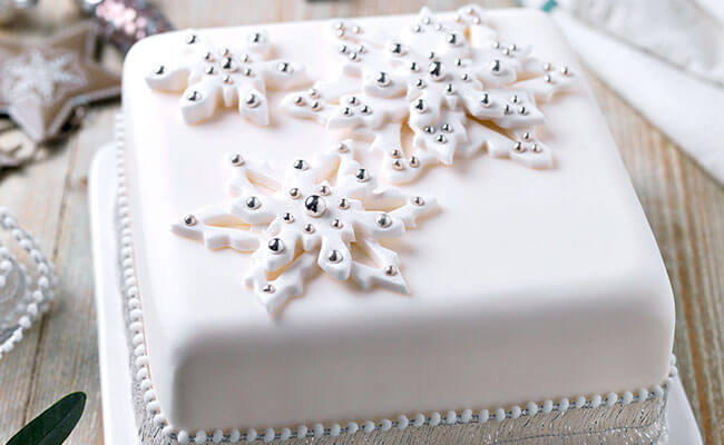 Snowflake Christmas cake