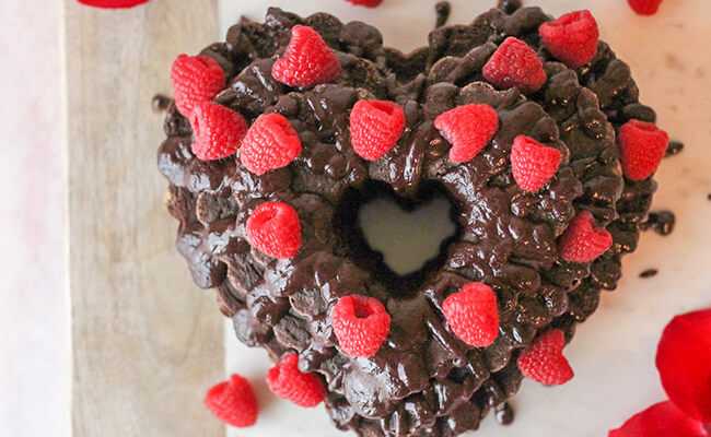 heart shape bundt cake