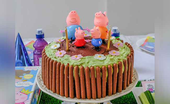 Peppa Pig Cake