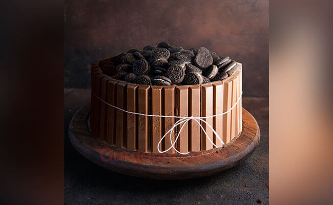 Kitkat Oreo Wonder Cake