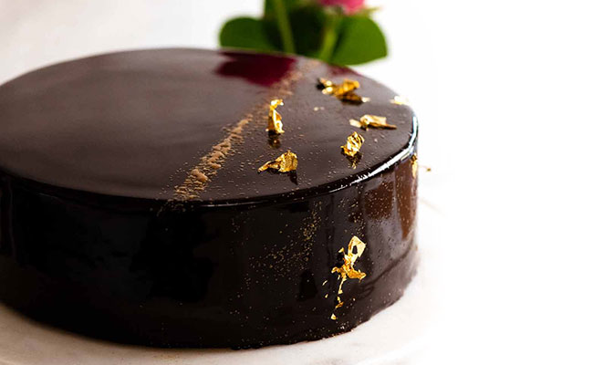 Chocolate cake decoration ideas