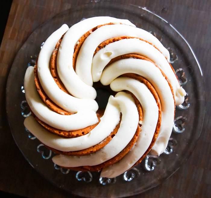 Cinnamon Roll Pound Flavour cakes