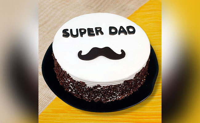 The Moustache Cake