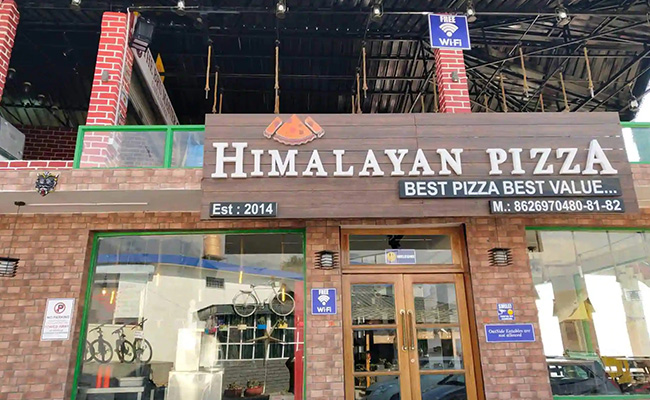 Himalayan Pizza Cafe