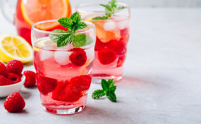  Friendship Day special with a Raspberry Mint Lemonade 