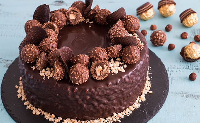 Ferrero Rocher Cakes