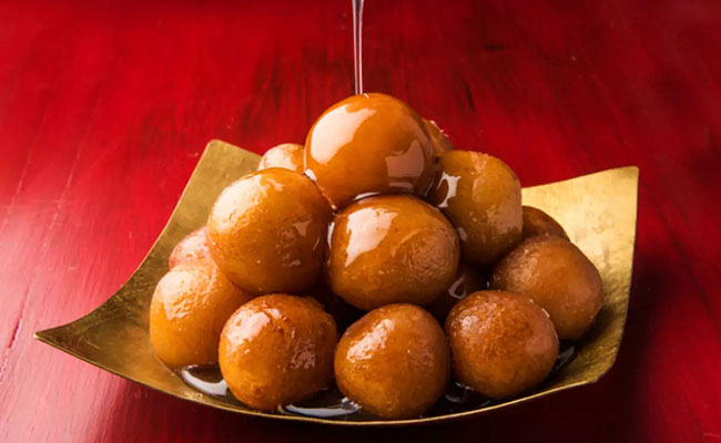 Gulab-Jamun