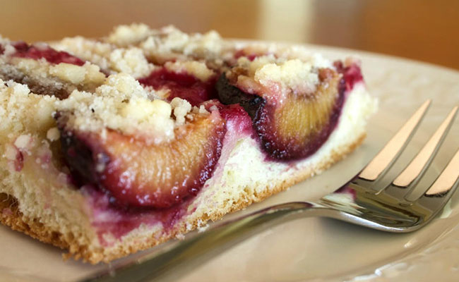 What exactly is a traditional plum cake