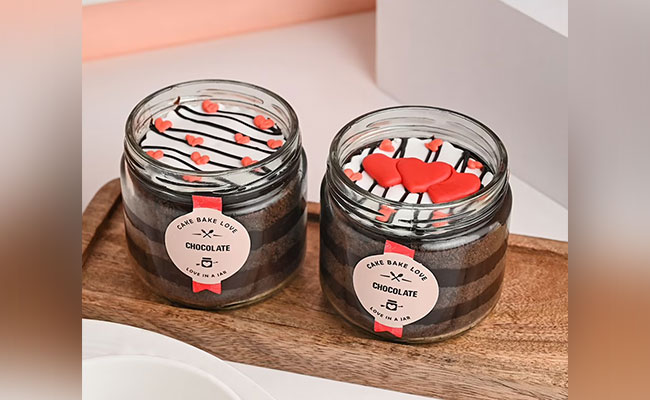 Cakes in Jars