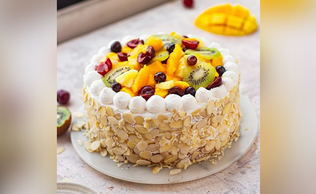 fresh fruit cake