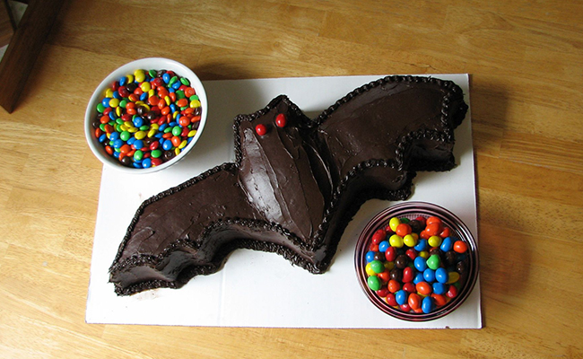 bat cake