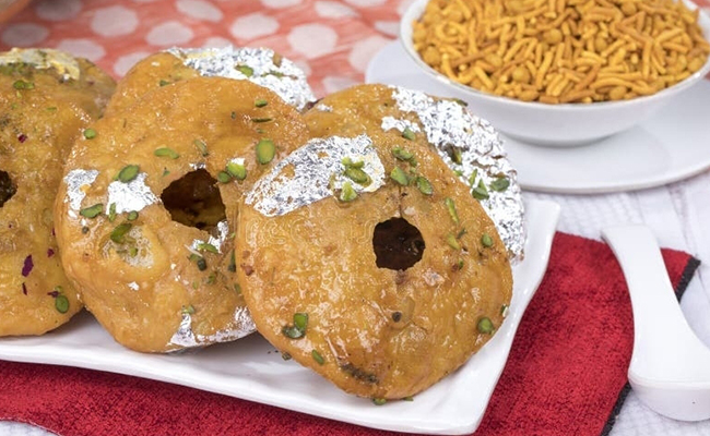 Mawa_Kachori-transformed