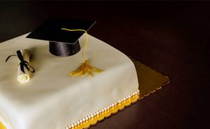 graduation-cap-and-scroll-cake