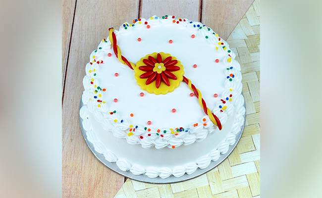 Symbolic Rakhi Cake