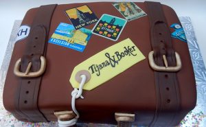 traveler-of-knowledge-cake