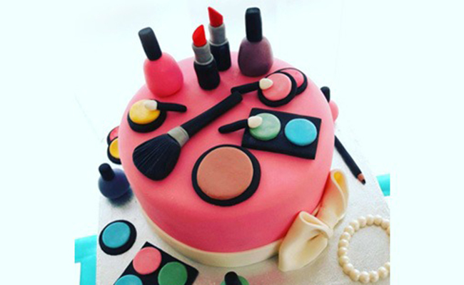 Makeup Cake