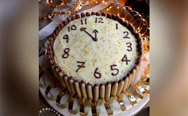 Quotes for New Year Cake Decoration