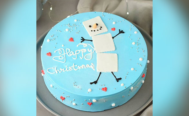 Kyoodie Square Snowman Cake