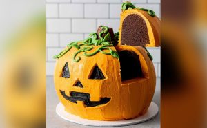 The Classic Jack-O'-Lantern Cake