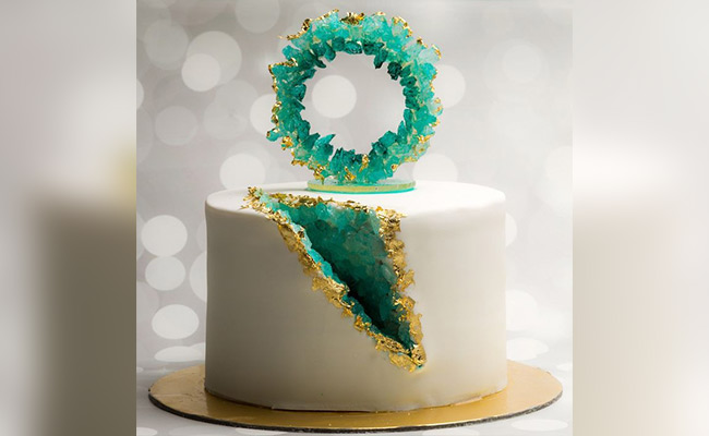 Geode Cake Extravaganza