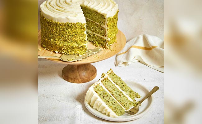 Pistachio Delight Cake