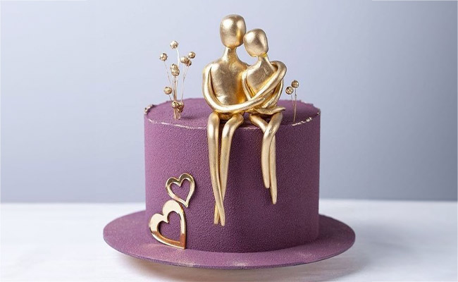 Purple Textured Cake With Golden Accents