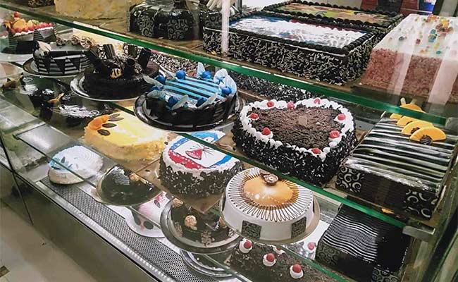 monginis cake shop in Mumbai west