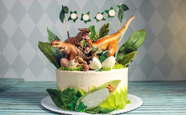 The Daring Dinosaur Cake