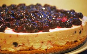 Black Currant Cheesecake